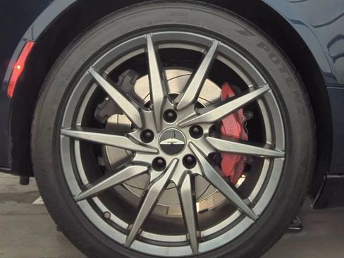 Used 2017 Aston Martin DB11 V12 image 16