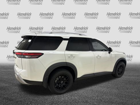 Used 2023 Nissan Pathfinder SL w/ Lighting Package (N92) AWD/4WD image 10