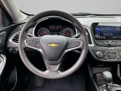 Used 2022 Chevrolet Malibu LS FWD image 8