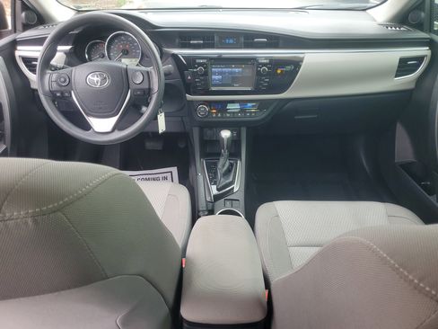 Certified 2016 Toyota Corolla LE FWD image 16