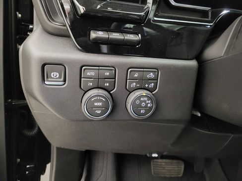 New 2026 Chevrolet Silverado 1500 ZR2 image 40