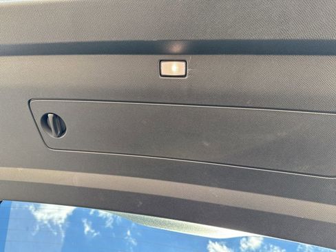 Used 2025 Volvo XC90 B6 Ultra image 54