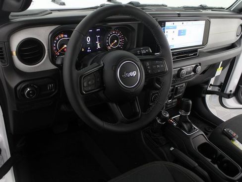 New 2026 Jeep Gladiator Willys image 8