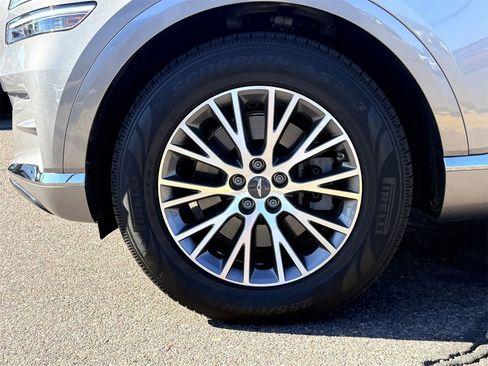 Used 2021 Genesis GV80 2.5T image 8