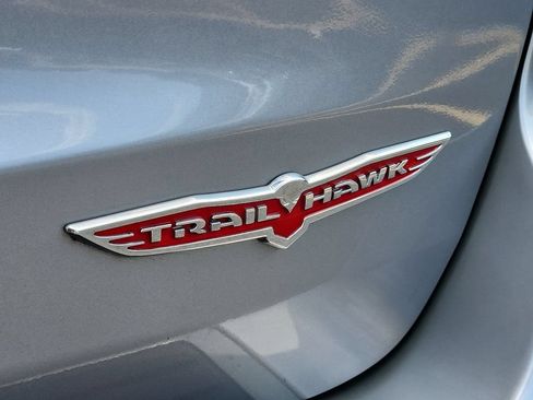 Used 2021 Jeep Grand Cherokee Trailhawk w/ Trailhawk Luxury Group AWD/4WD image 30