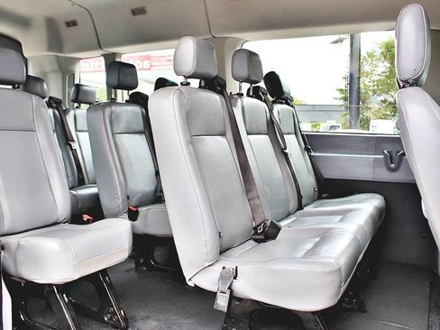 Used 2017 Ford Transit 350 XL RWD image 22