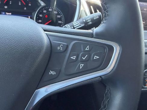 Used 2023 Chevrolet Equinox LT AWD/4WD image 34