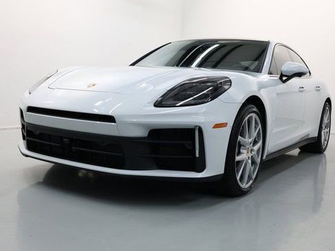 Used 2024 Porsche Panamera 4 image 56