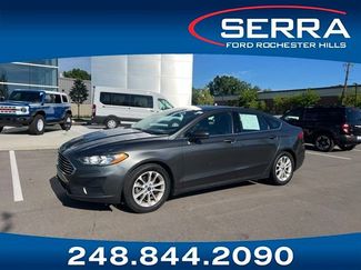 Used 2020 Ford Fusion SE FWD video 1