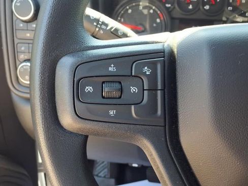 Used 2024 Chevrolet Silverado 2500 Custom w/ Custom Value Package image 7