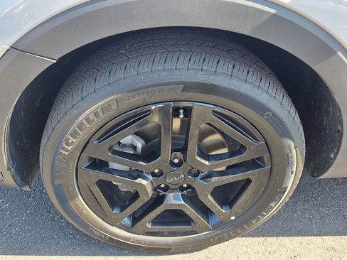 Used 2025 Kia Telluride EX X-Line AWD/4WD image 11