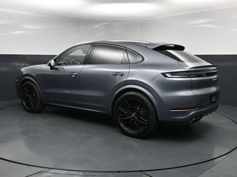 New 2026 Porsche Cayenne S AWD/4WD image 3