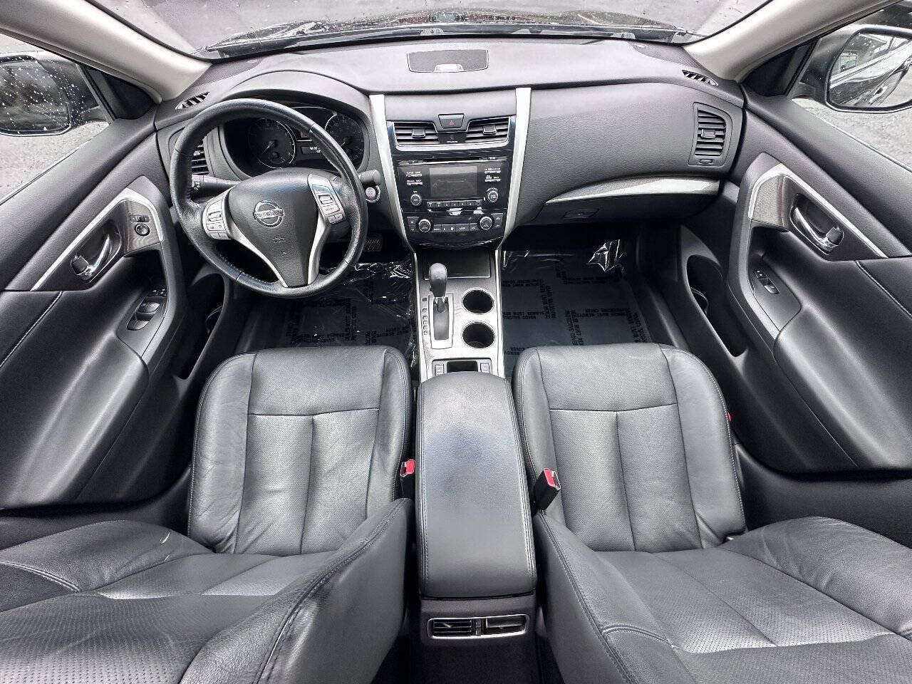 Used 2013 Nissan Altima 2.5 SL w/ 2.5 Moonroof Pkg FWD image 12