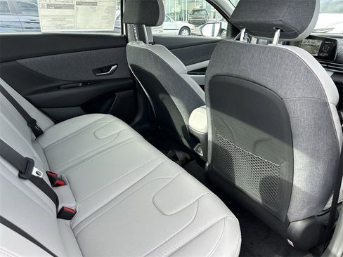 New 2026 Hyundai Elantra Limited image 18