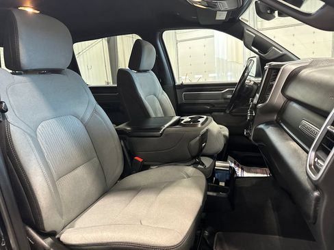 Used 2023 RAM 1500 Big Horn AWD/4WD image 33