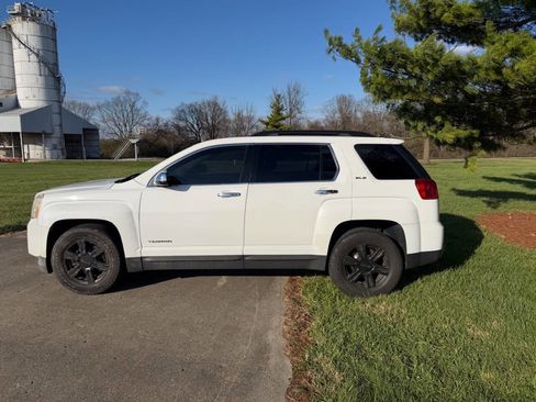 Used 2014 GMC Terrain SLE image 12