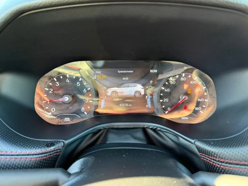 Used 2023 Jeep Compass Trailhawk image 35