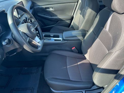 Used 2025 Nissan Sentra SV FWD image 23