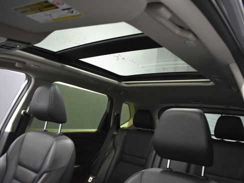 Certified 2023 Nissan Rogue SL AWD/4WD image 17