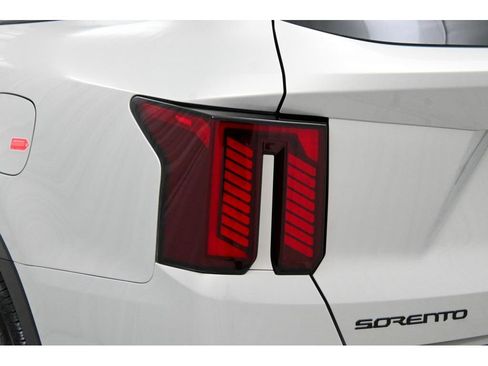 New 2026 Kia Sorento SX Prestige image 10