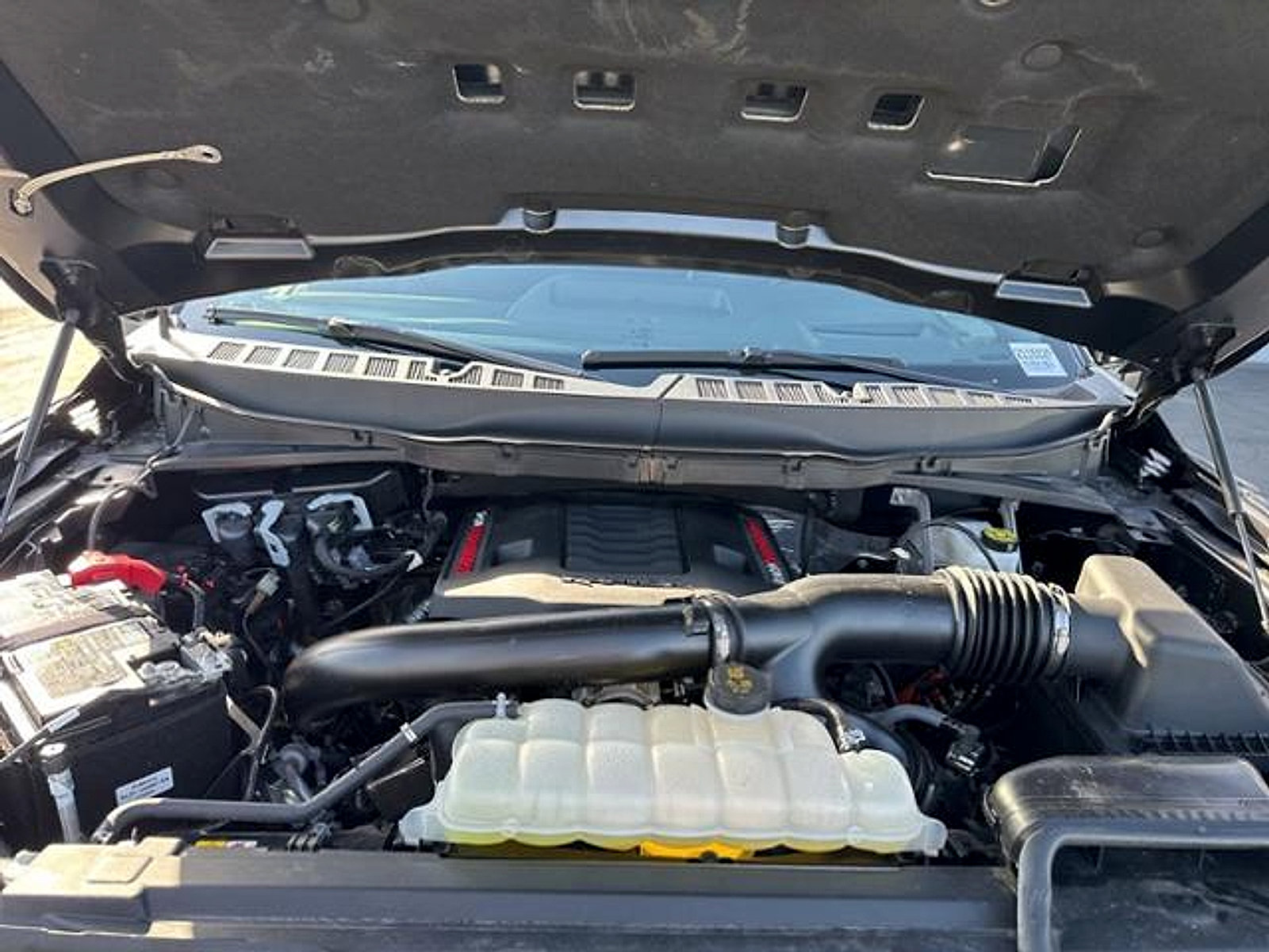 Used 2025 Ford F150 Raptor AWD/4WD image 27