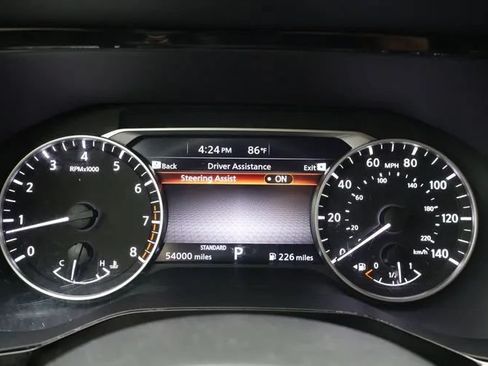 Used 2024 Nissan Pathfinder SV FWD image 27