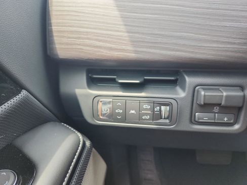 New 2025 GMC Sierra EV Denali image 20