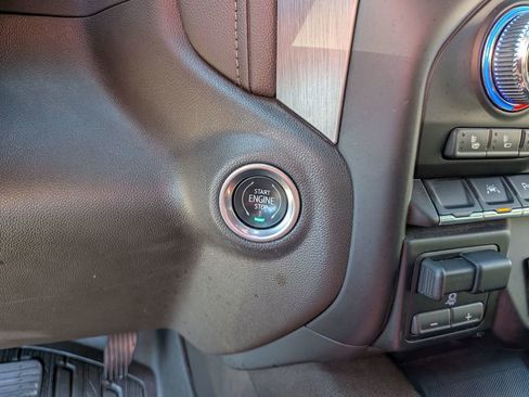 Certified 2022 GMC Sierra 1500 Denali w/ Denali Premium Package AWD/4WD image 21