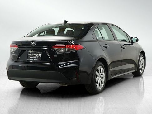 Used 2024 Toyota Corolla LE image 5