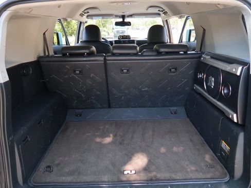 Used 2011 Toyota FJ Cruiser 4WD w/ Upgrade Pkg image 22