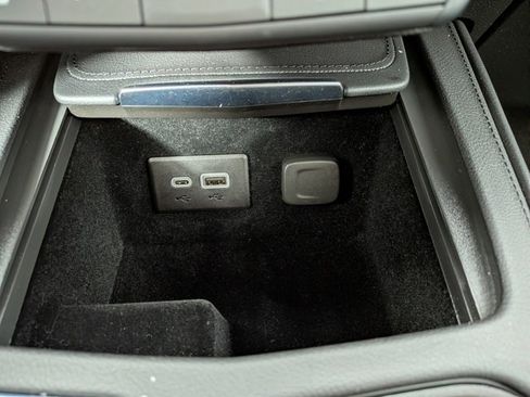 Certified 2023 Cadillac XT4 Premium Luxury w/ Cold Weather Package image 10