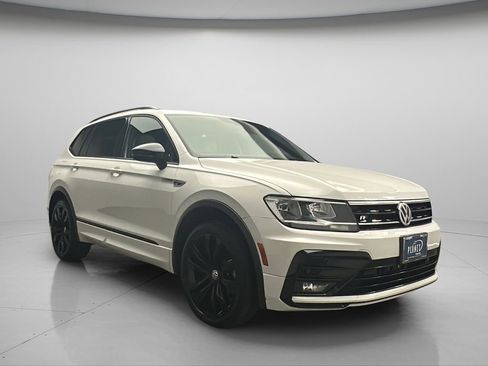 Used 2021 Volkswagen Tiguan SE R-Line image 1