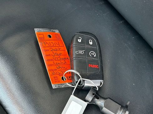 Used 2022 Jeep Grand Cherokee Limited image 49