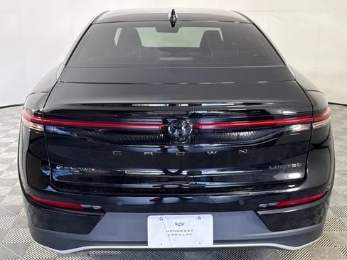 Used 2026 Toyota Crown AWD/4WD image 8