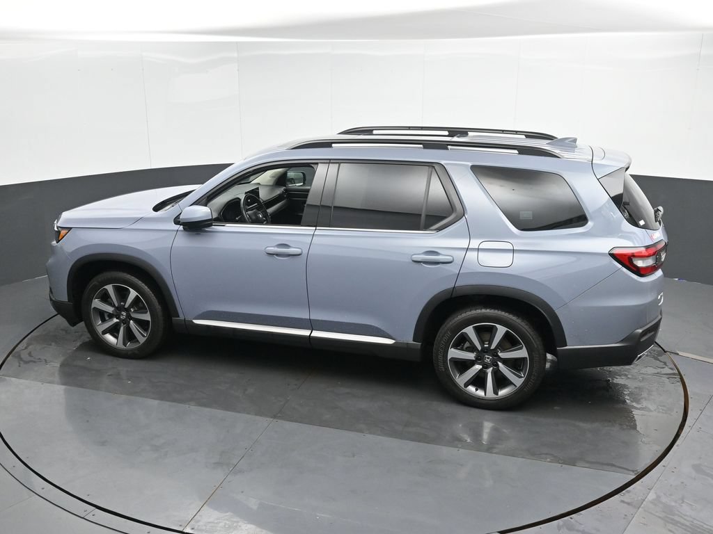 Used 2023 Honda Pilot Elite image 38