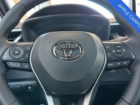 Used 2026 Toyota Corolla SE w/ SE Premium Package FWD image 24