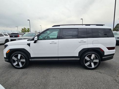 Used 2025 Hyundai Santa Fe Limited image 10