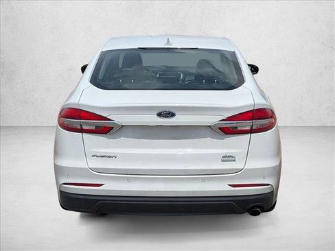 Used 2020 Ford Fusion SEL FWD image 6
