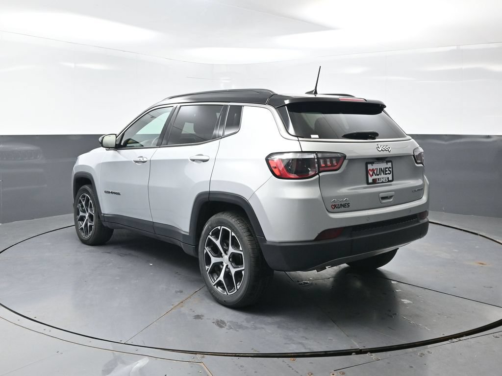 Used 2024 Jeep Compass Limited AWD/4WD image 11