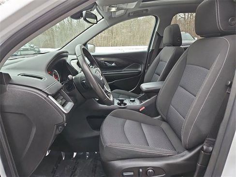 Certified 2023 GMC Terrain SLE w/ Driver Convenience Package image 20