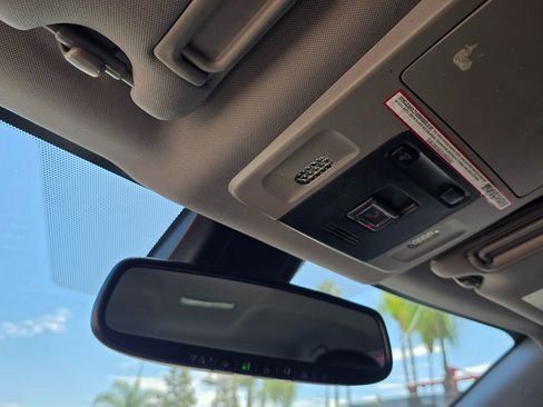 Used 2020 Toyota Camry SE w/ Convenience Package image 38