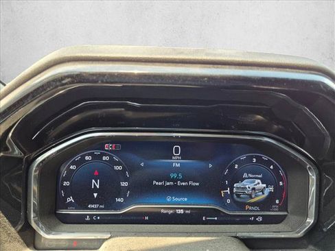 Used 2024 Chevrolet Silverado 2500 LTZ w/ LTZ Plus Package AWD/4WD image 9