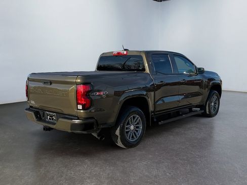 Used 2023 Chevrolet Colorado LT image 3
