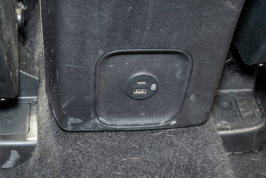 Used 2022 Ford Escape SE FWD image 28