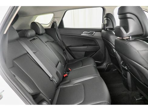 Used 2023 Kia Sportage EX FWD image 19