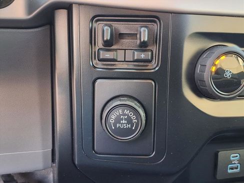 Used 2023 Ford F150 XL w/ Trailer Tow Package image 11