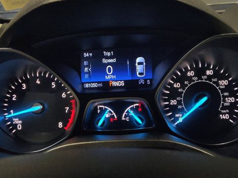 Used 2019 Ford Escape SE FWD image 23