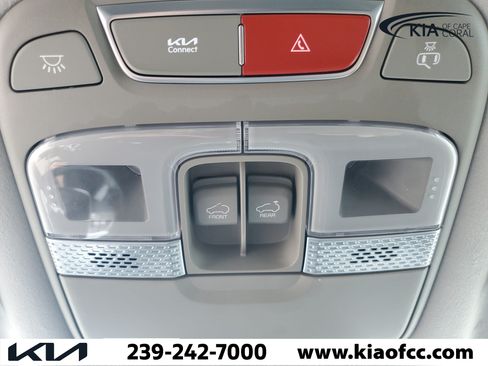 Certified 2024 Kia Telluride SX Prestige AWD/4WD image 36