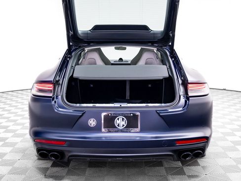 Certified 2022 Porsche Panamera GTS AWD/4WD image 31