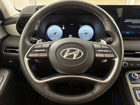 Used 2024 Hyundai Palisade SEL w/ Premium Package FWD image 14